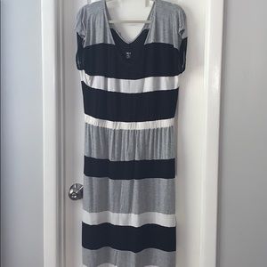 Mossimo black white gray maxi dress large